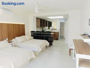 SKY INN Hostal y suites Acapulco condominio mediterrane - Image 3