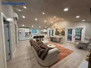 Deluxe vc home 3 bd/2bath, whealchair accessible - Image 2