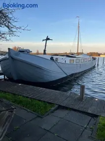 Unieke beleving op het water, de Prinsenboot. - Image 2