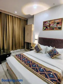 Hotel Annex International Near International Airport - Image 1