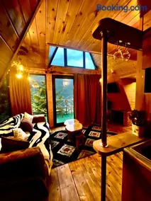 Forest House - Image 4