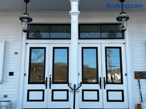Walk To Goodspeed Opera House from this quaint 2 BDRM APT - Image 3