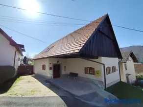MaLu vintage house with garden - Image 3