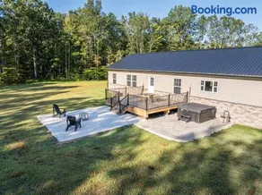 Wildcat Lodge (Morehead KY) - Image 1