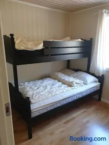 Spacious Wood Cabin 50 min from Bergen - Image 3