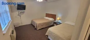Anchor Inn Marina and Resort - Image 4