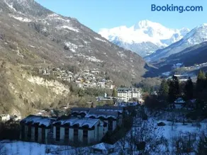 Appartement spacieux pour 8 pers., avec balcon et parking à Brides-les-Bains - Image 4