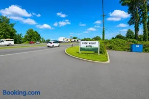 Rocky Mount Motel near Hwy 220 - Image 2
