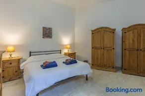 Bormla Comfortable two bedroom apartment - Image 2