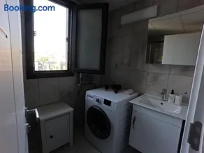 A quiet house in Çandarlı - Image 3