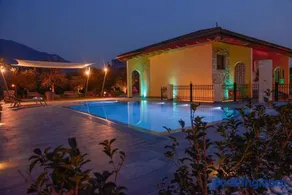 Villa Luxury House & Spa - Image 1
