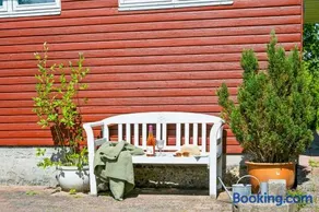 Authentic And Charming Seaside Cottage Within Walking Distance To Grenaa Beach - Image 3