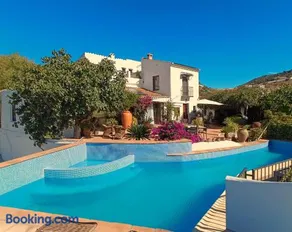 Finca Los Arcos Bed and Breakfast Comares Malaga - Image 2