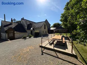 Gîte rural spacieux avec piscine - Image 2