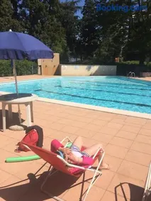 APARTMENT With SWIMMING POOL ON THE LAKE - Image 1