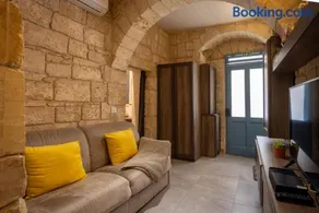 Historic Mdina Maisonette - Image 2