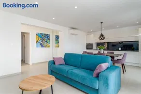 Luxury Beachfront Apartments Duće - Image 5