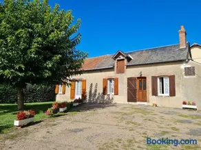 Gîte indépendant avec cour fermée à 1km du village - Image 1