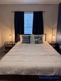 Casa Bluebonnet Gym, Pool, EV, Crib 8mins to ATX DownTown&Airport - Image 3