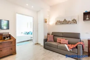 Cool Flat Alberti Lift, Terraces, Free Parking - Image 4