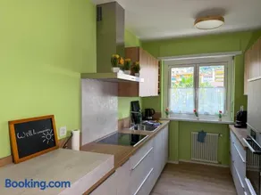 Moderne Ferienwohnung mit Seeblick, Pool & Balkon - Image 3