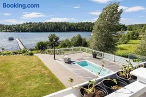 Pentry med sjöutsikt i Villa Forza - Image 3