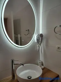 Brizo Boutique Hotel - Image 3