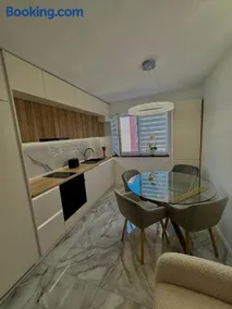 Apartament Deluxe - Image 1