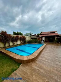 Porto das Dunas Casa Temporada Estilo e Conforto - Image 1