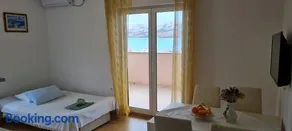 Apartments Zakarija - Image 2