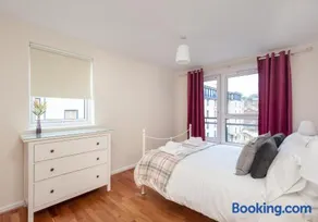 The Holyrood Park Residence - Image 5