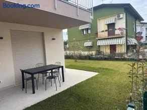 The Good Vibe - House in residence with Pool - Image 2