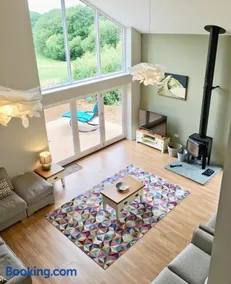 Blackdown Views - New 6 Bedroom Eco House - Image 5