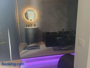 Blk Passion Room - Image 4