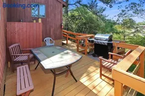 Admiral Benbow - contemporary home with shared boat ramp - Image 2