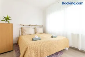 Romai Residence Free Parking - Image 2