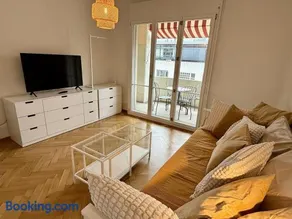 3 Bedroom Apartment at University - Image 2