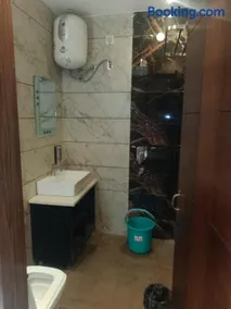 Hotel Harmony - Image 1