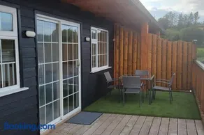 Waterfront Lodges - South Cabin - Image 3
