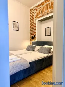 Warm and Cozy Mossy Apartment in the Center - Image 3