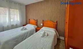 Apartamentos Turísticos Cardelemin - Image 2