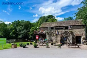 Leylandii 2 Bed Holiday Home in picturesque town. - Image 4