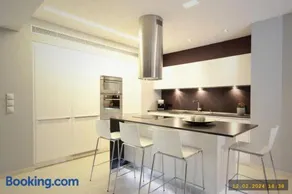 Peaceful Holiday Home Surrounded by Olive Groves, E58 - Image 2