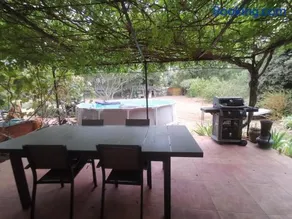 T2 indépendant terrasse et piscine au calme Var sud de la France - Image 2