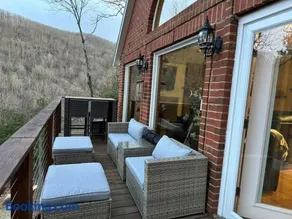 Romantic Getaway or Family Vacay with Mountain Views & Hot Tub - Image 3