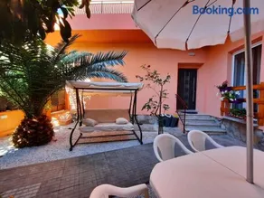 Villa rosa nel cuore di Porto Azzurro - Image 2