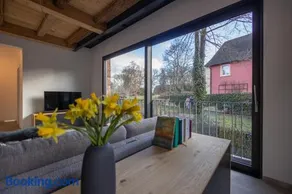 Modernes Ferien- und Messezimmer in idyllischer Lage - Image 4