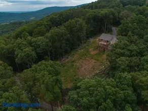 Sunset Cabin Privacy, Views, HotTub, Firepit, BBQ, Pets - Image 1
