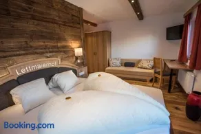 Double room, shower, toilet - Image 3