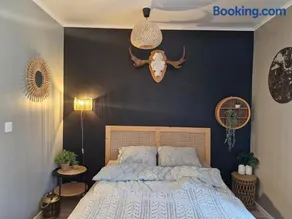 Studio apartment near main roads - Image 3